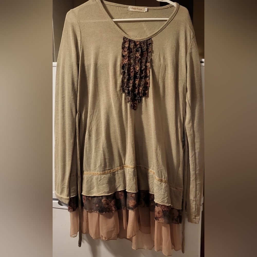 Simply Couture top size L